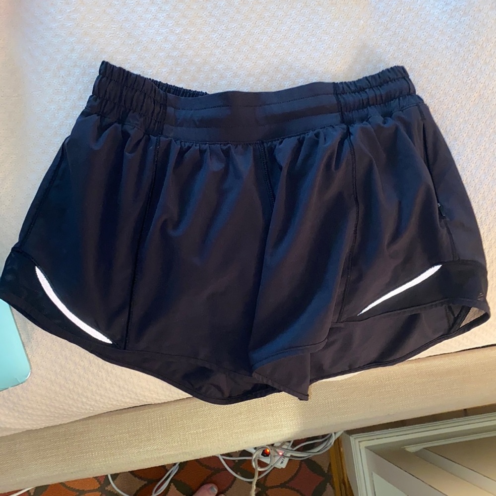 Black Hotty Hot Low Rise Short 4"
